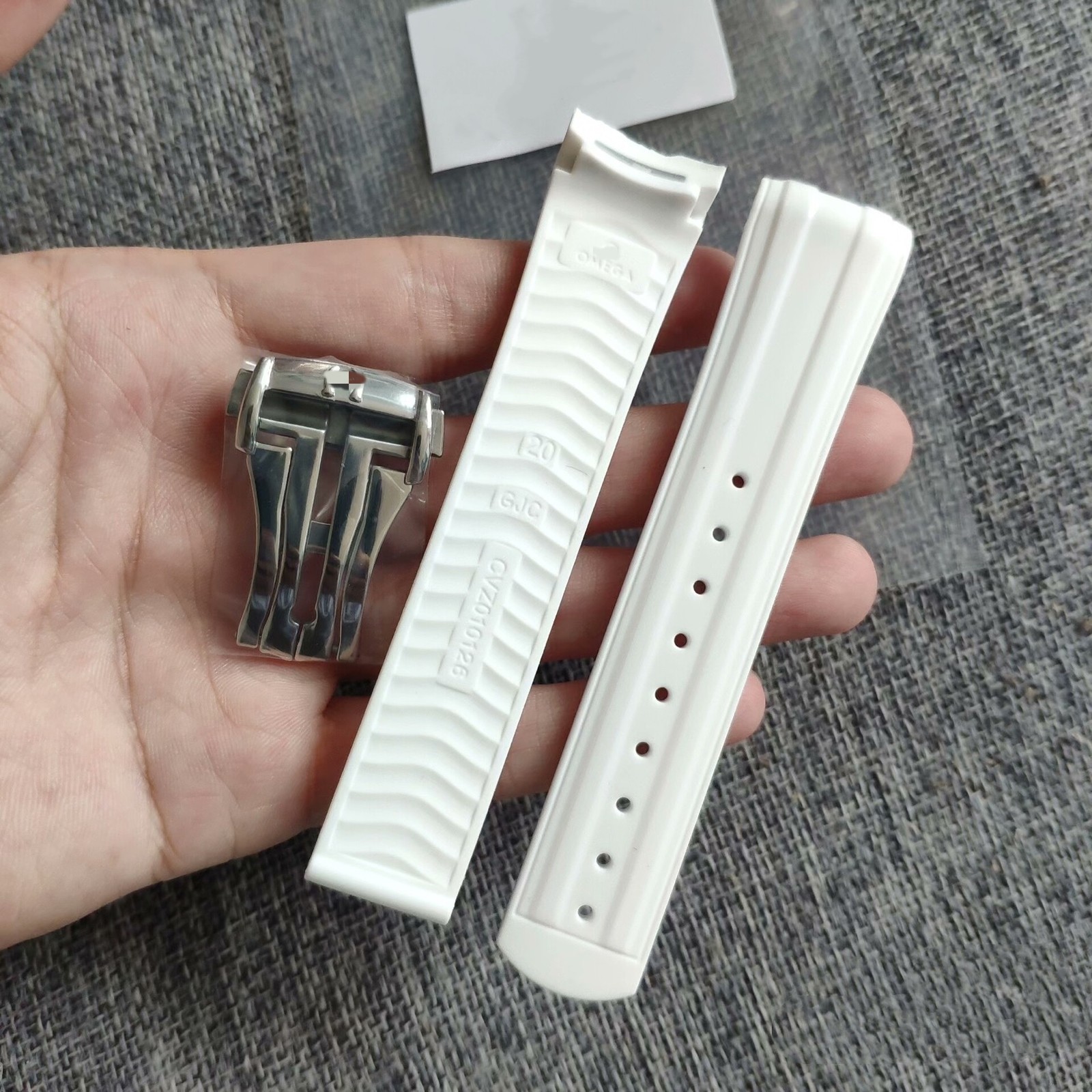 20mm FKM Rubber Strap Silicone Watch Band For Omega Seamaster Diver 300M 42mm