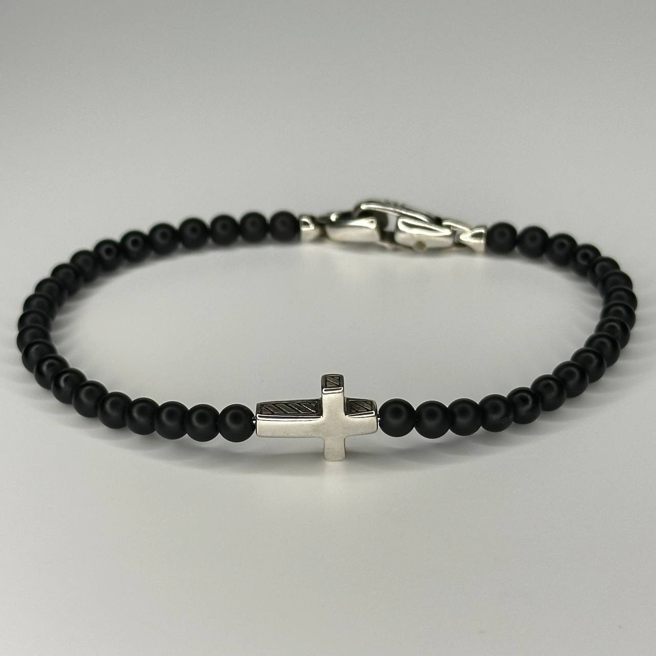 Authentic david yurman men’s cross bracelet black onyx and sterling silver