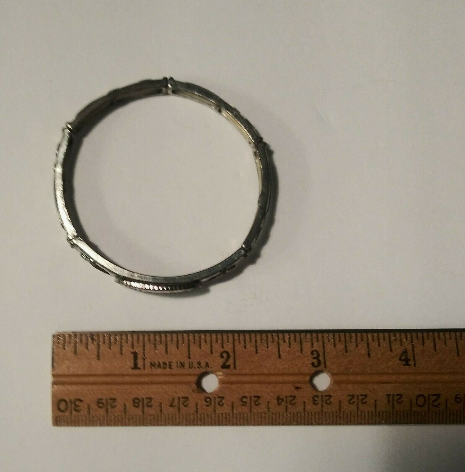 BLESSED Silver Tone Stretch Bracelet – Pre Owned – Good Condition – No Mark