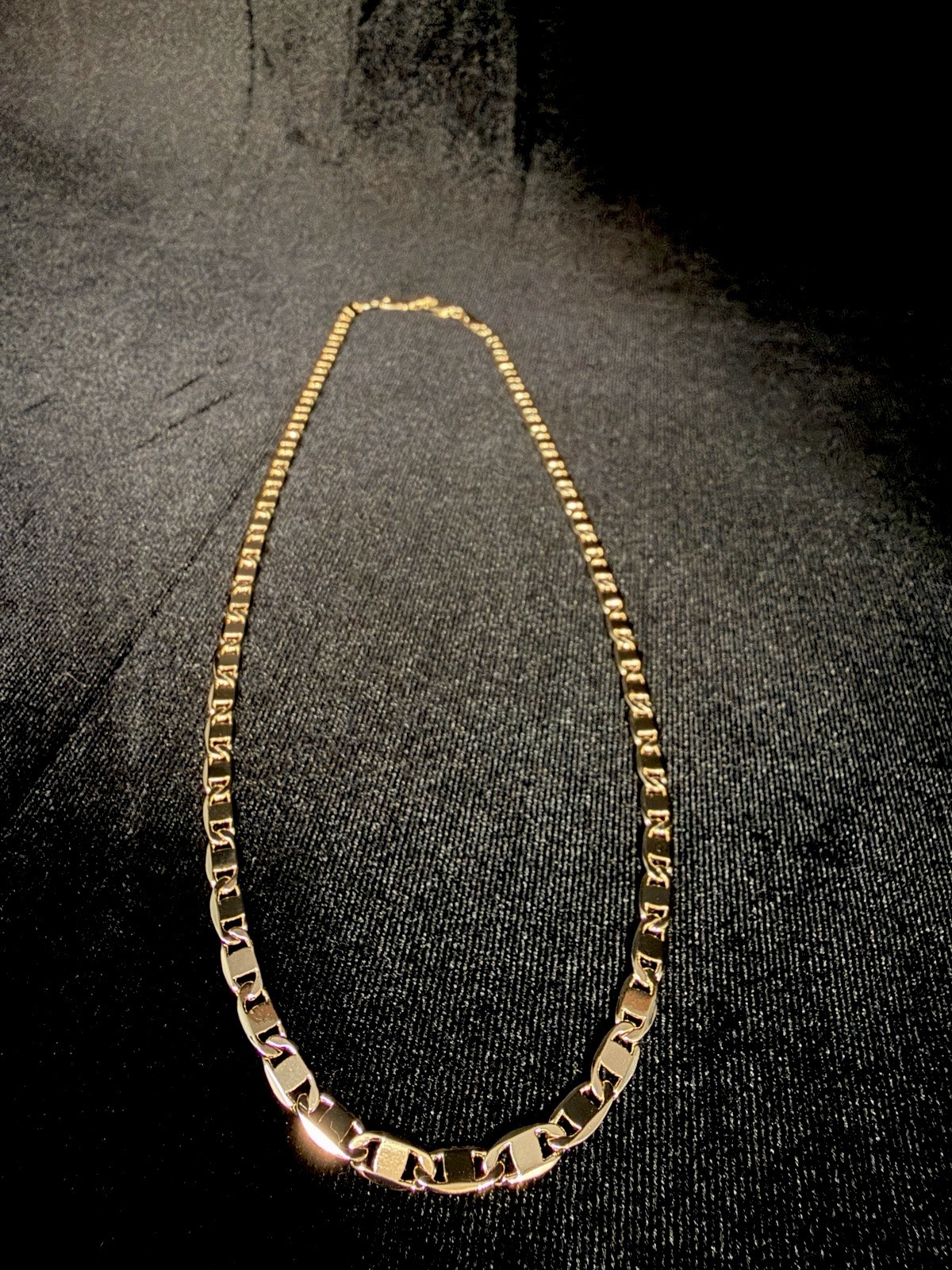 20in 4.8MM Mariner necklace w/gold finish. Perfect for everyday wear! BRAND NEW