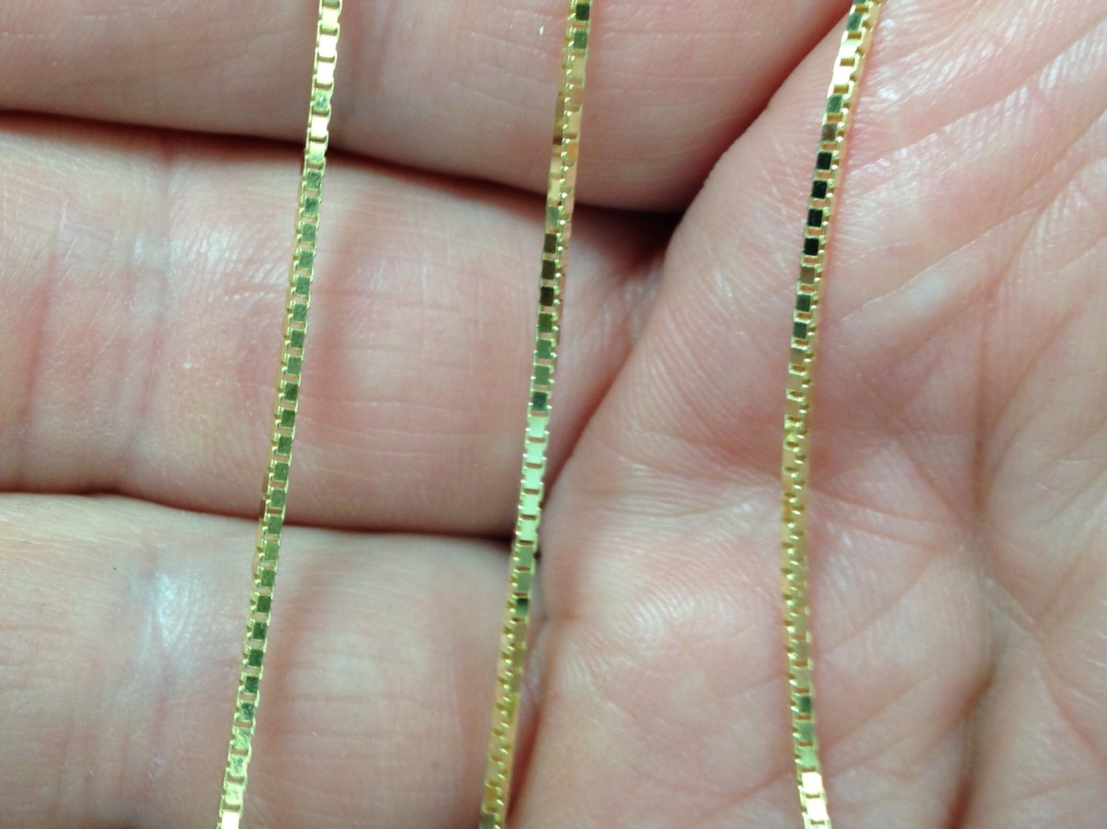 14k Yellow Gold 24″ Classic Box Link Pendant Chain/Necklace 0.7mm 2 grams