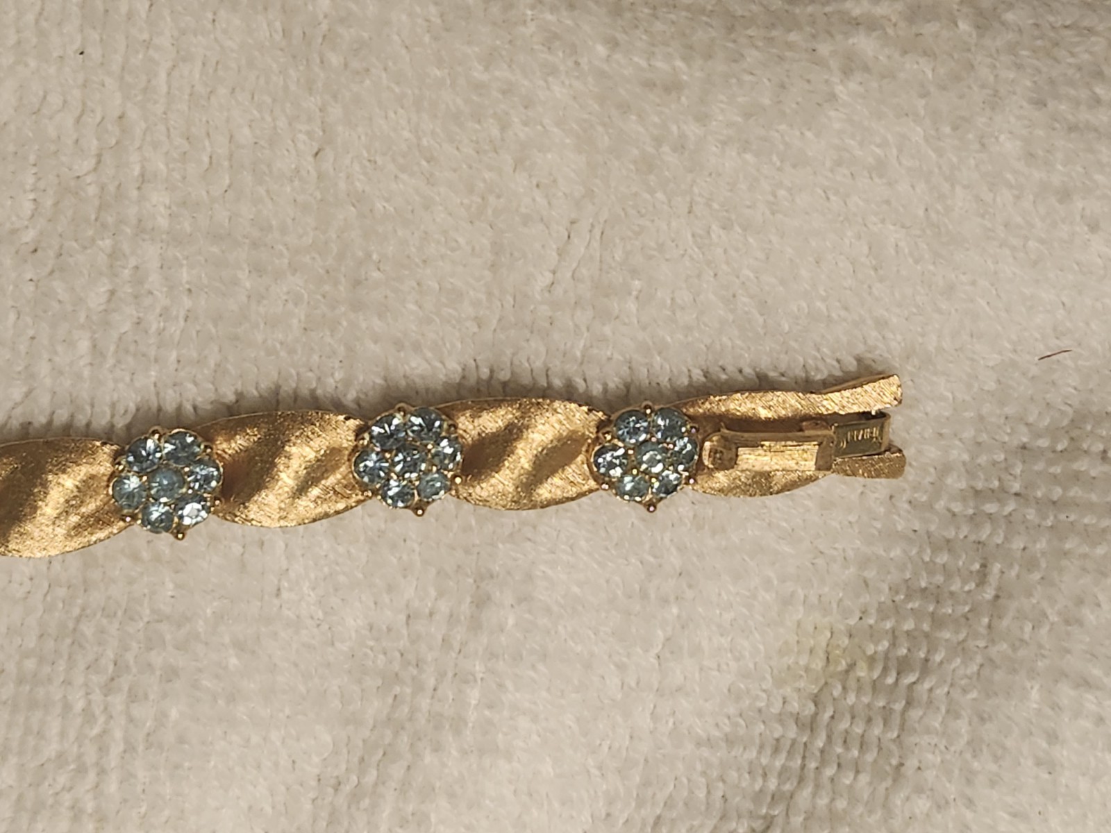 Gold Tone Bar Link Tennis Bracelet Blue Round Crystal Cluster Box Clasp