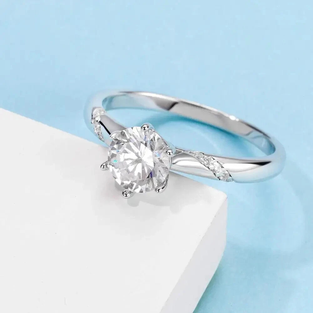 925 Sterling Silver 14k plated Solitaire 1CT Real Moissanite Engagement Ring