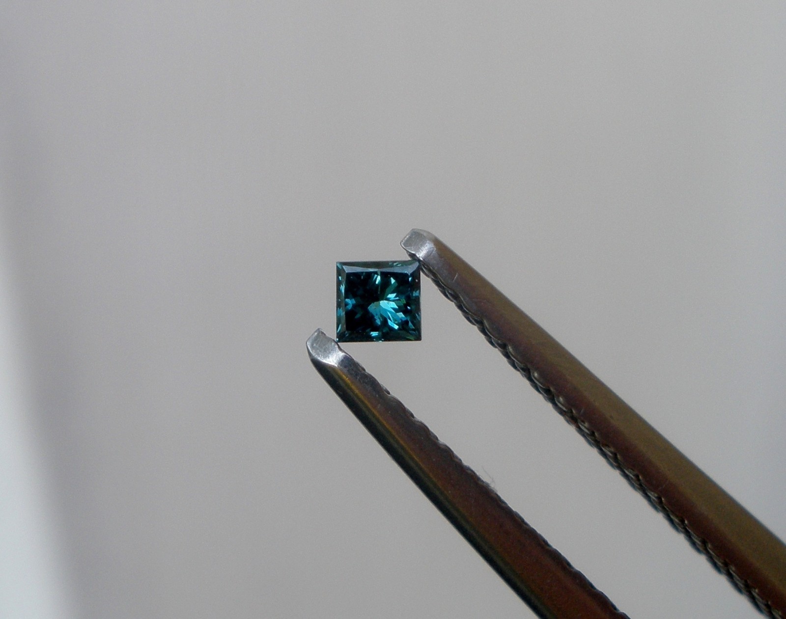 2.5mm Blue Princess Natural Diamond for Jewelry and Crafts