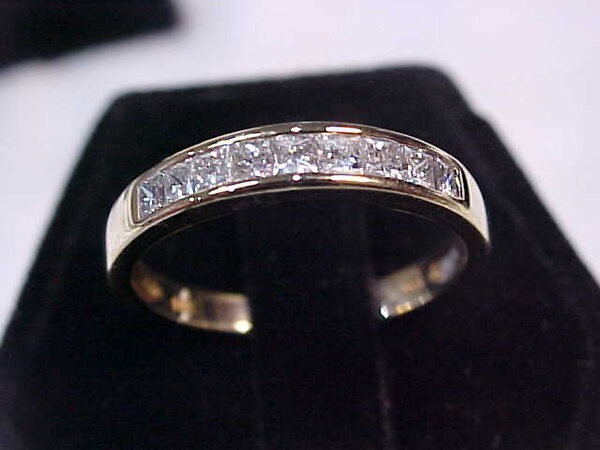 ESTATE NATURAL .50CTW PRINCESS CUT DIAMOND BAND RING 14K YELLOW GOLD SIZE 7.75