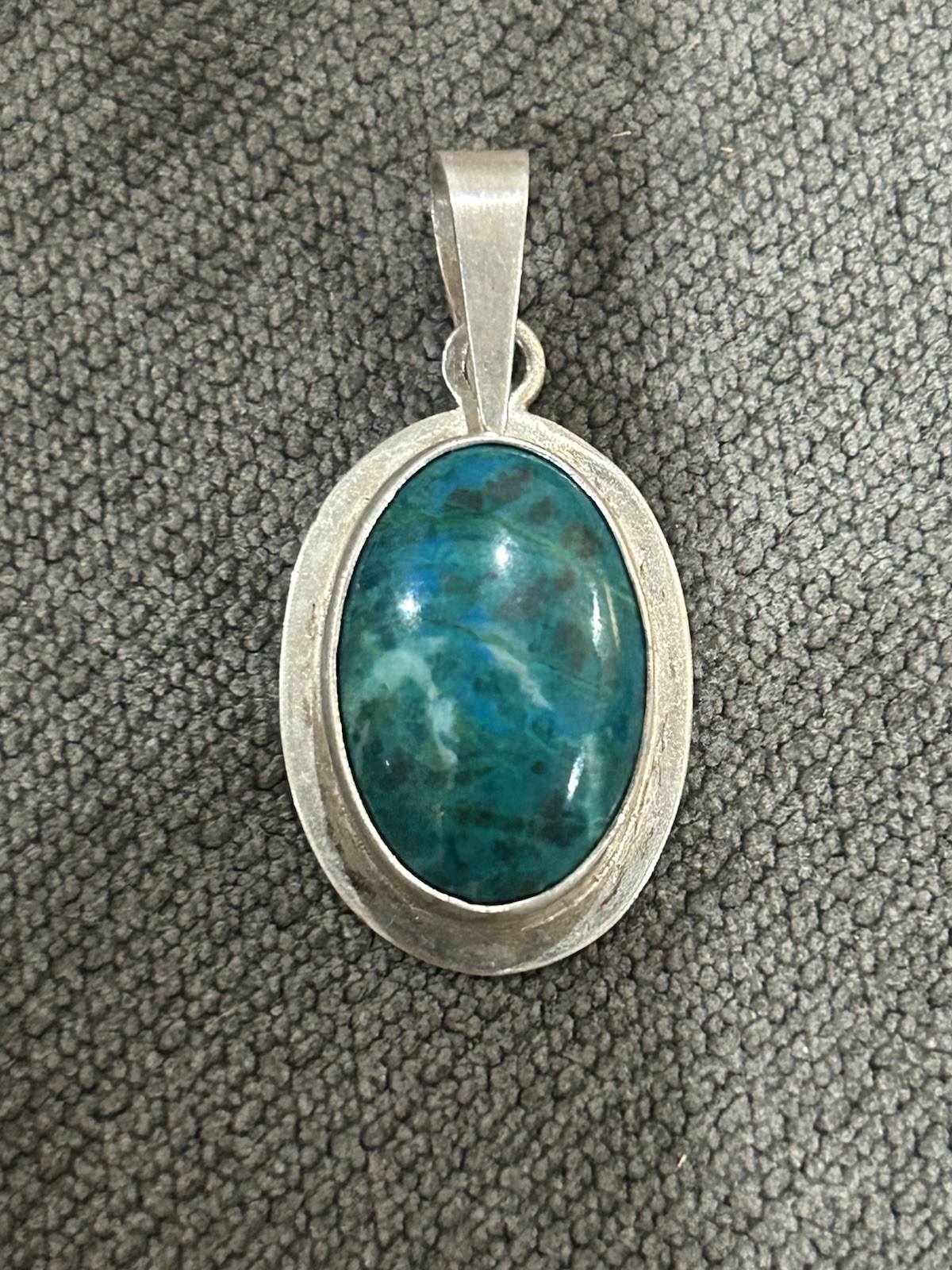 Vintage Ecuador 925 Sterling Oval Pendant With Blue Green Variation Stone