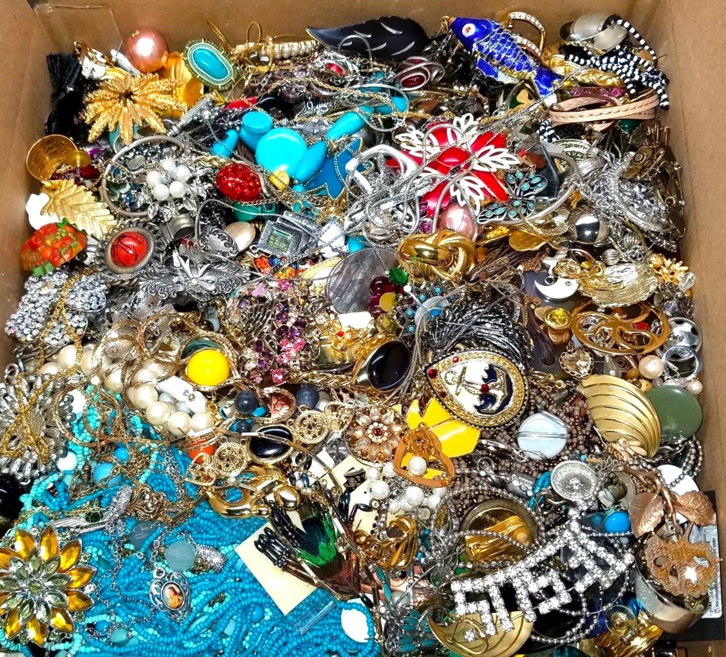 Tangled Jewelry Lot 3 Lbs Unsorted Unsearched Vintage & Modern Junk & Resale
