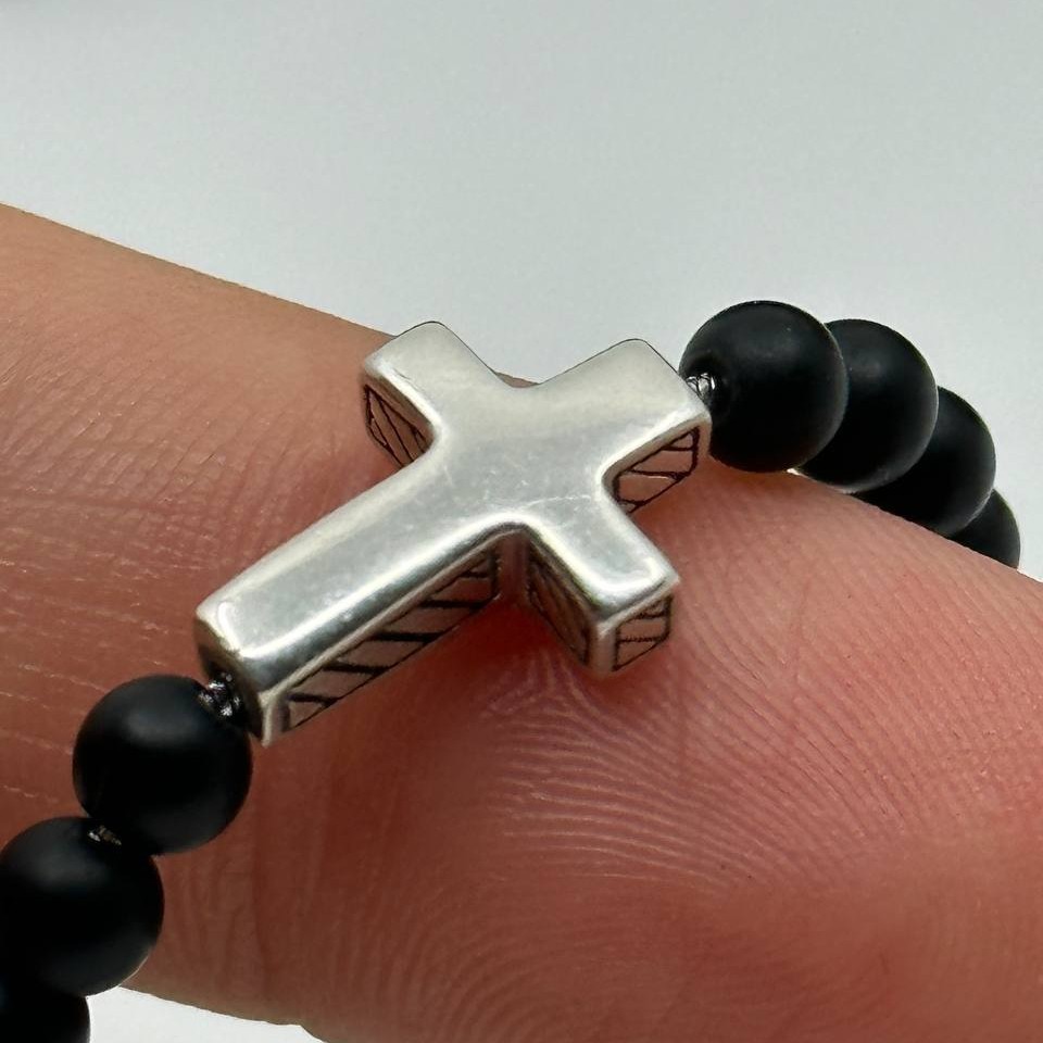 Authentic david yurman men’s cross bracelet black onyx and sterling silver