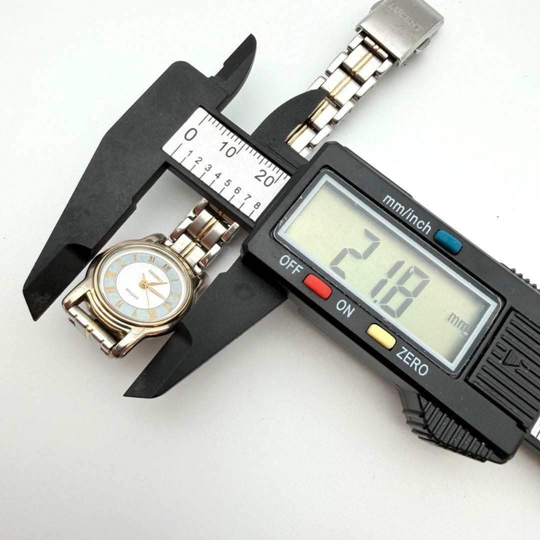 Excellent condition Seiko Lucent wristwatch, new battery, Roman numerals, gold,