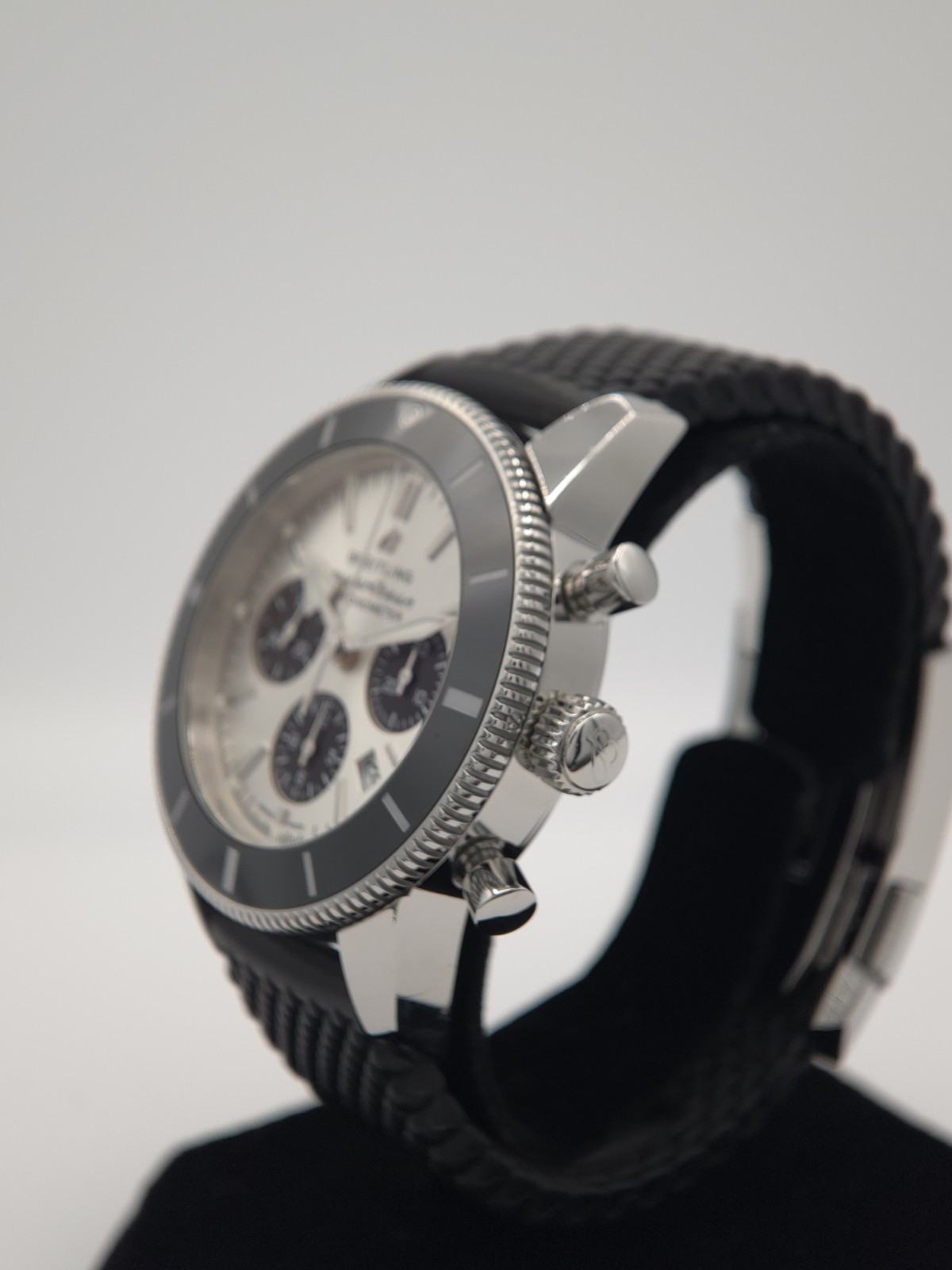 Breitling Superocean Heritage B01 Chronograph 44 Silver Dial Full Set