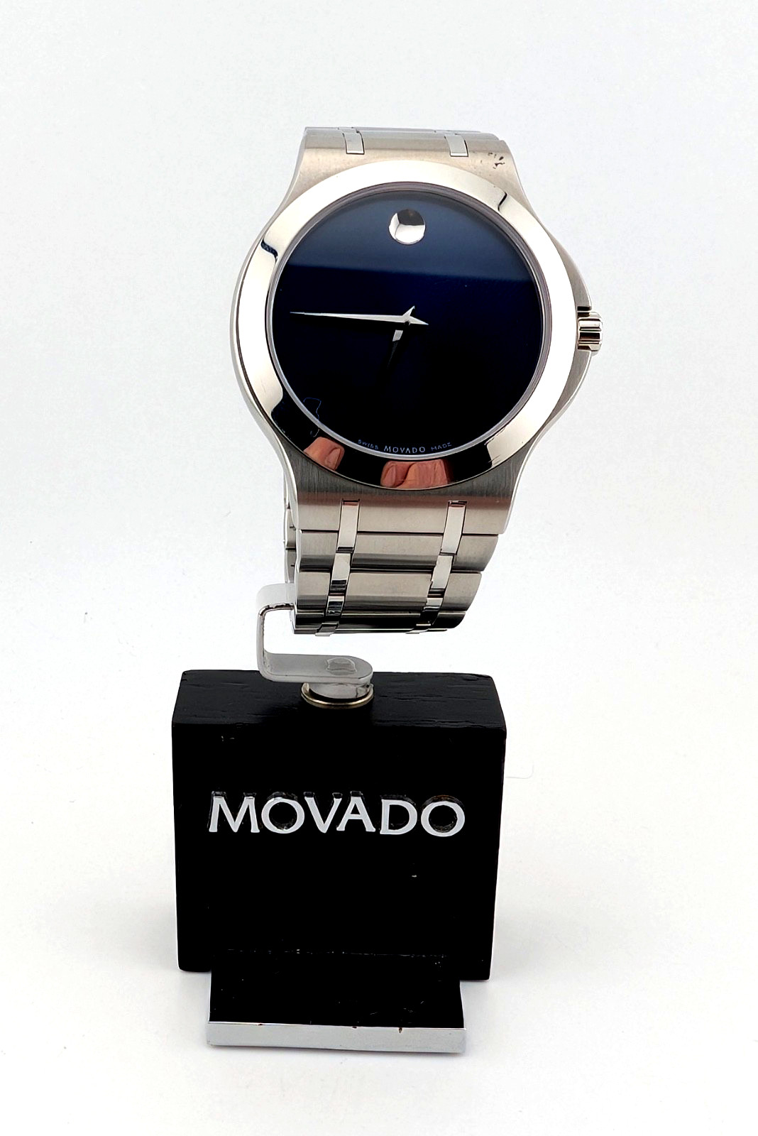Movado Men’s Corporate Exclusive SS Watch W/Azure Blue Dial; Model #01.1.14.1050
