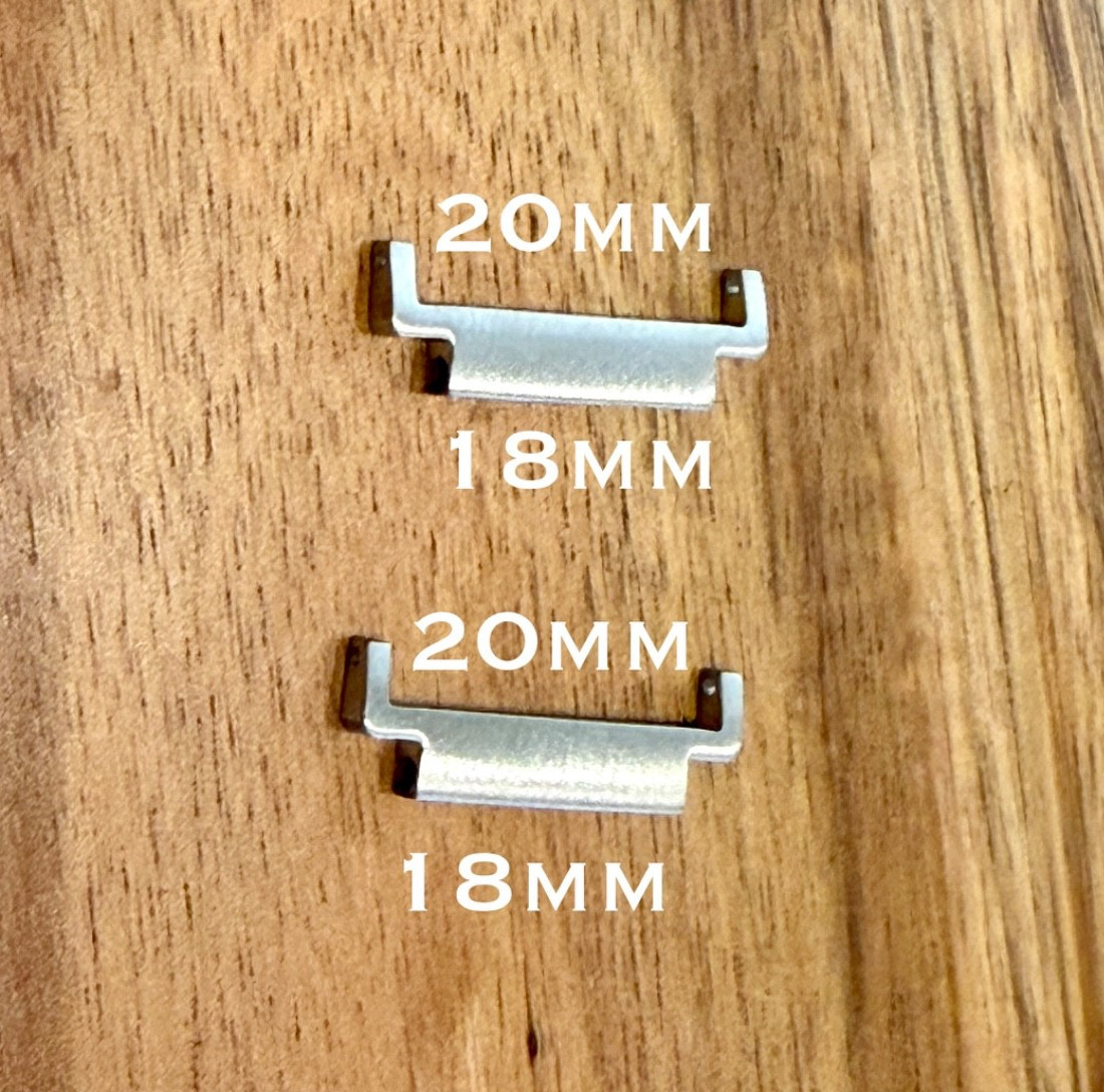 18mm to 20mm Watch Strap Connector Adapter – Stainless Steel, Brushed Silver