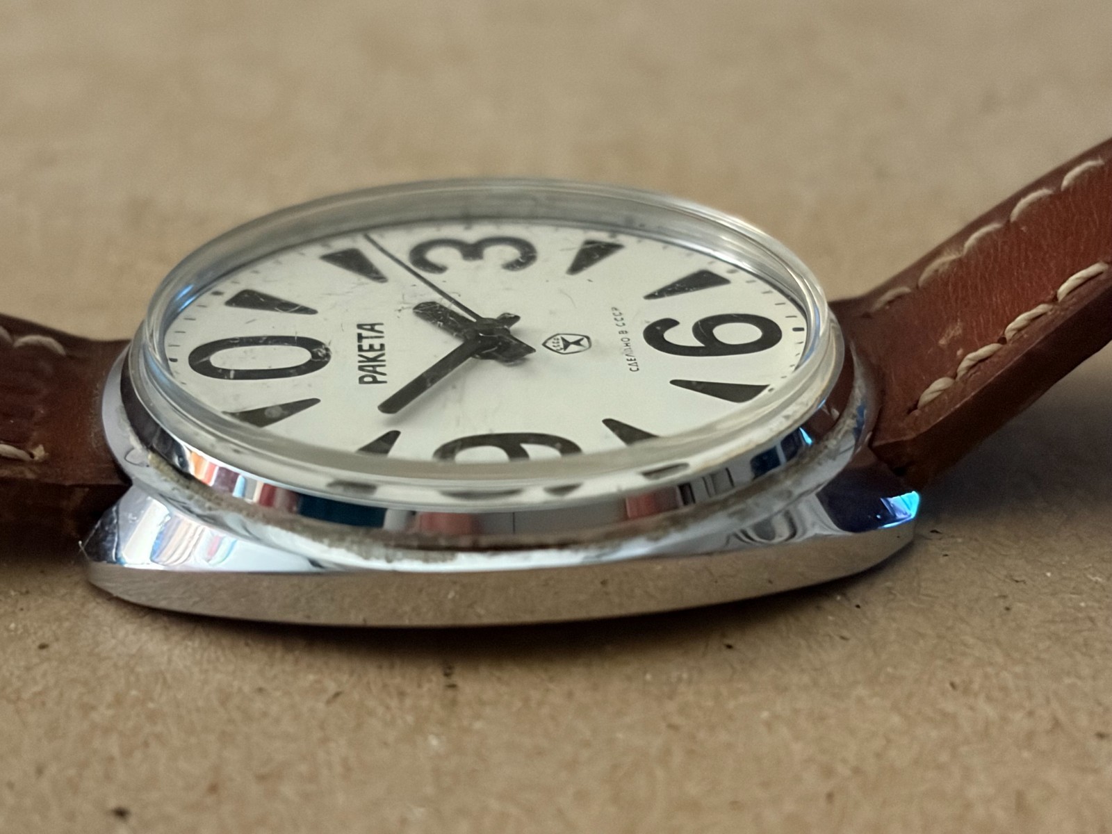 VINTAGE RAKETA BIG ZERO 33MM SOVIET MECHANICAL WRISTWATCH SPARES OR REPAIR