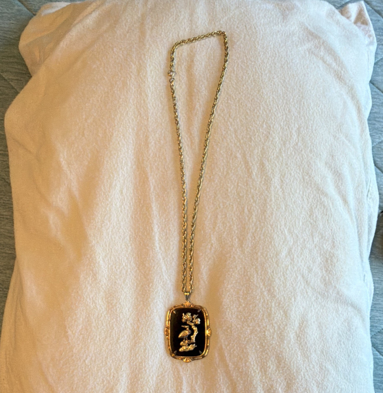 Vintage Asian Black Onyx Style Pendant Necklace Crane Bird Gold Tone