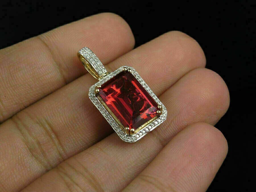 1.22ct Red Centered Stone Mossainite Yellow Gold Plated Sterling Silver Pendant