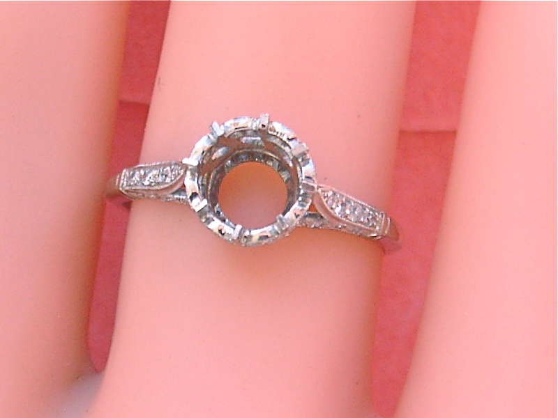 ANTIQUE STYLE 1 ct (6.5mm) SOLITAIRE DIAMOND PLATINUM ENGAGEMENT RING MOUNTING