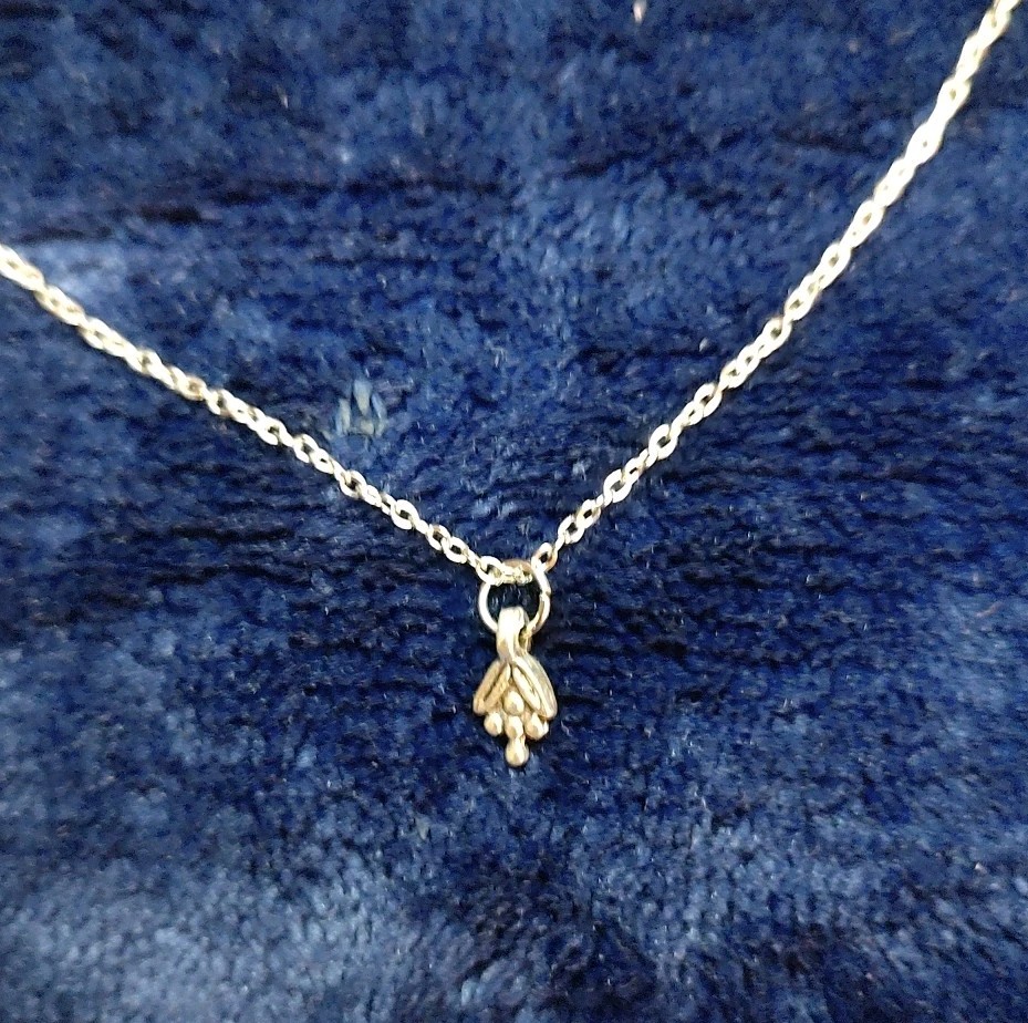Plant Flower Silver Design Metal Charm Pendant On Silver Chain 18″ Men’s Women’s
