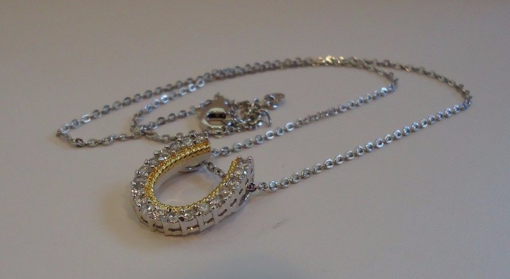 STERLING SILVER HORSE SHOE NECKLACE PENDANT W/ LAB CREATED DIAMOND 19MM BY 16MM