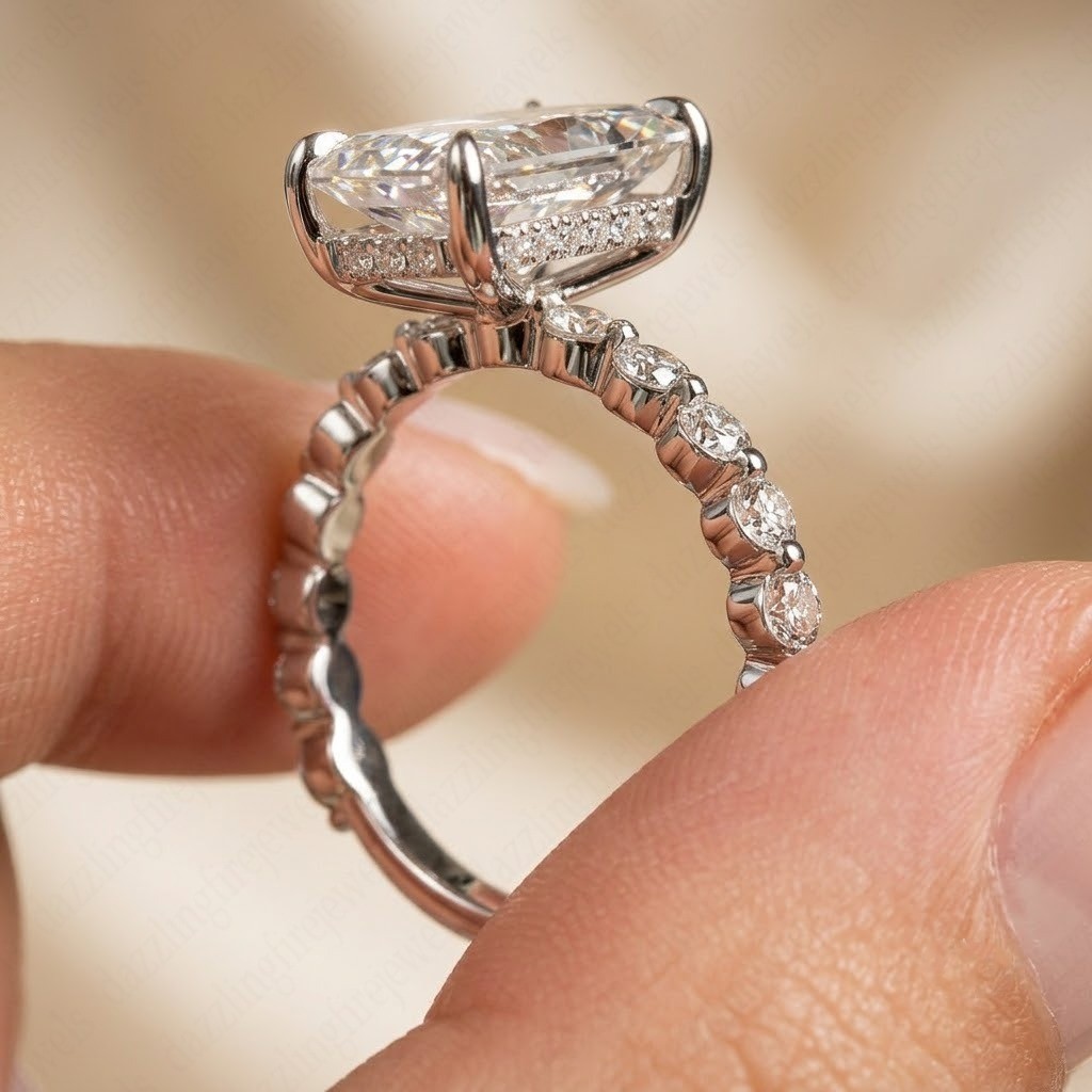 IGI 2.0Ct Radiant Cut E VVS2 Lab Grown Diamond Engagement Ring in 14K White Gold