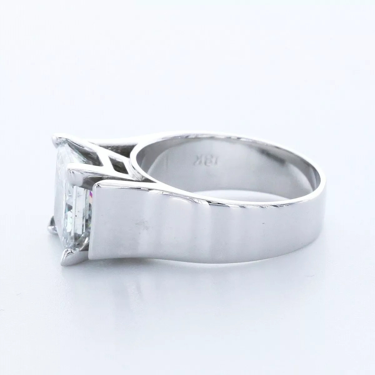Solitaire Engagement Ring 18K Gold 3.09 Carat Princess Lab-Grown Diamond H VS1