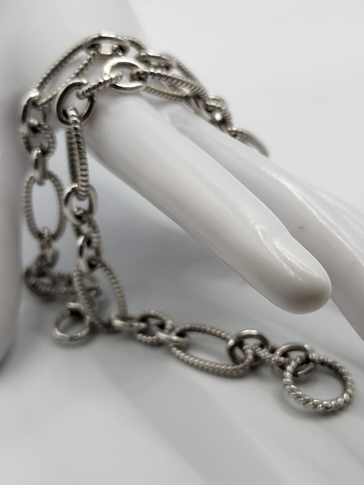 JUDITH RIPKA Sterling Silver Rope Texured Cable Link Figaro Style Chain Necklace