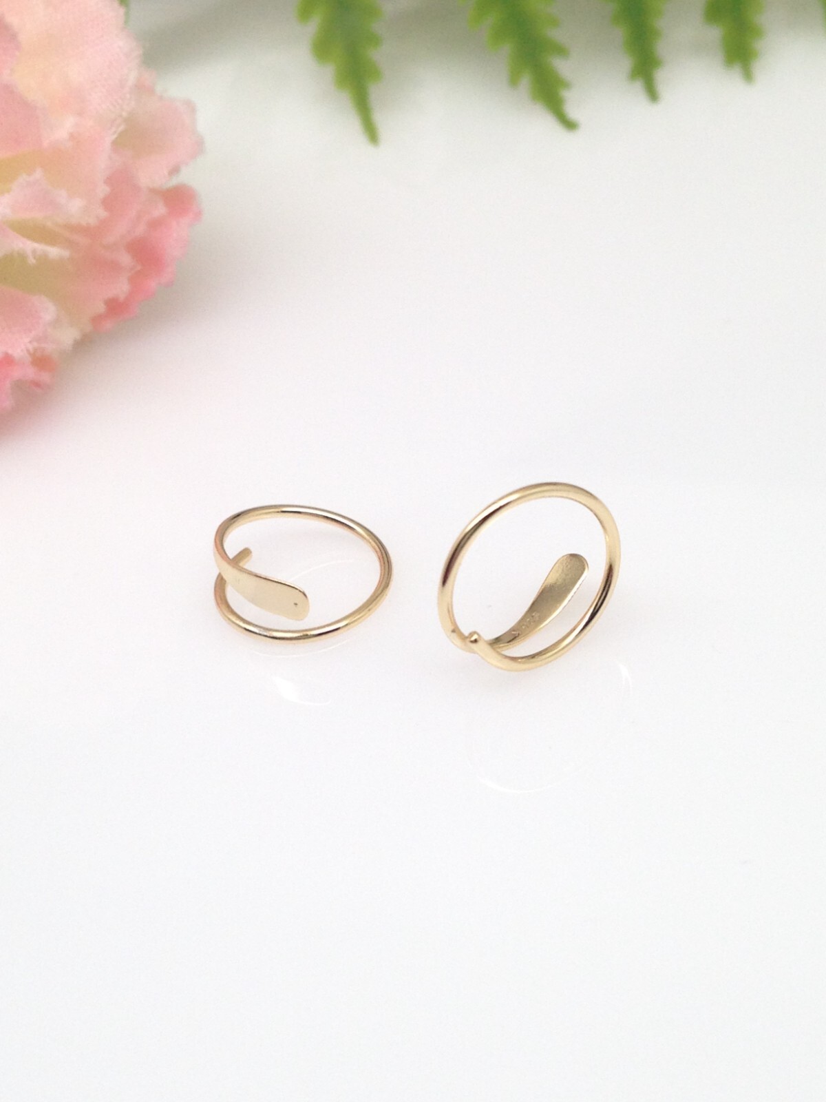 925 Sterling Silver Spiral Threader Huggie Hoop Earrings Womens 10mm x0.5mm TINY