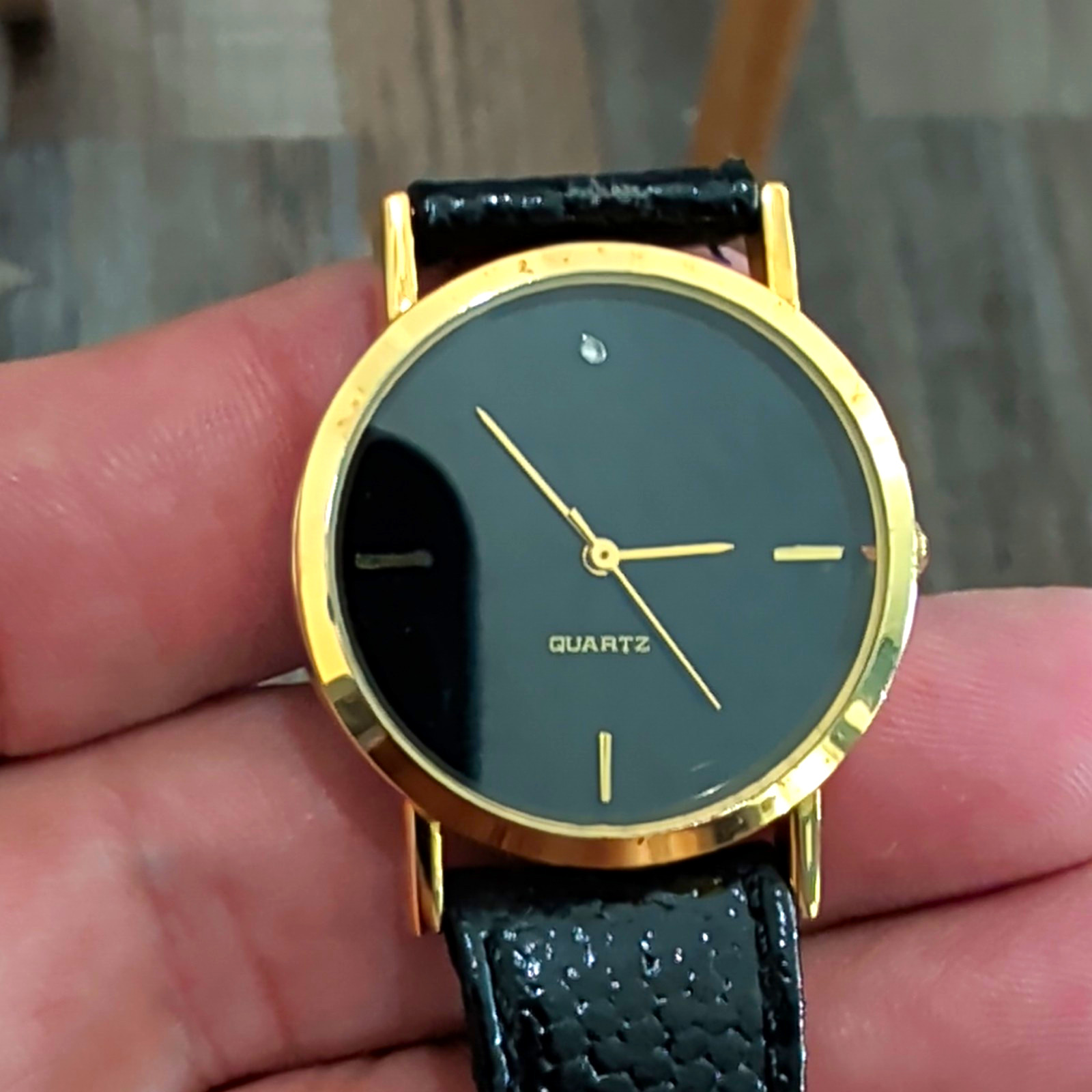 Quartz Analog Dress Watch Gold Tone Stainless Steel Case Black Dial Leather