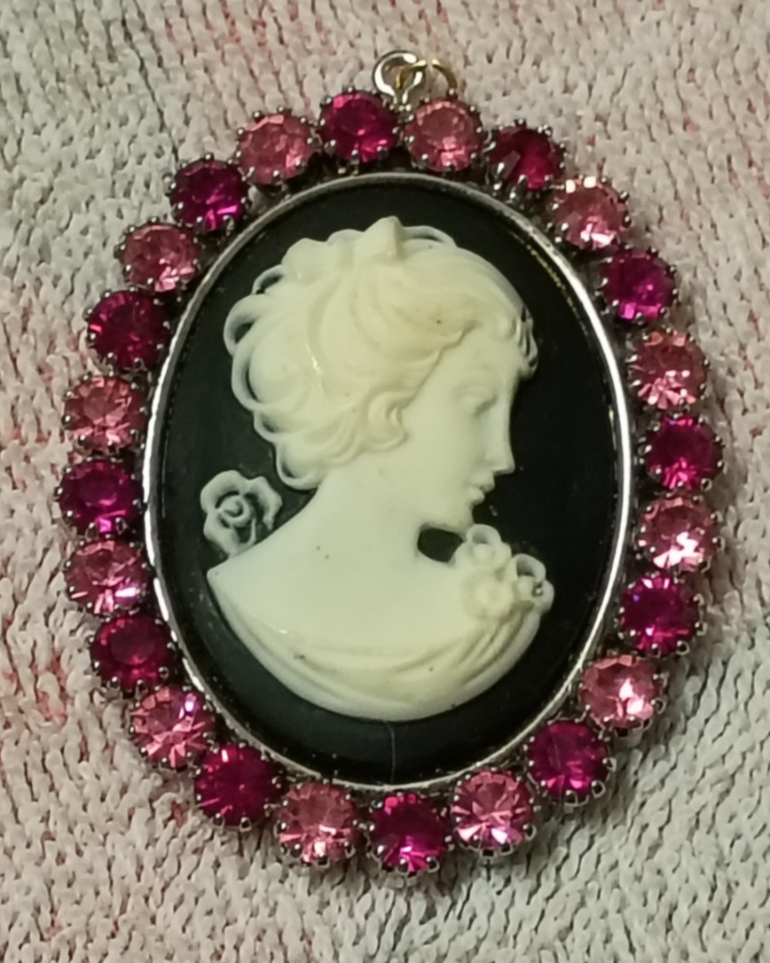 Tarina Tarantino Pink & Purple Crystals Cameo Pendant
