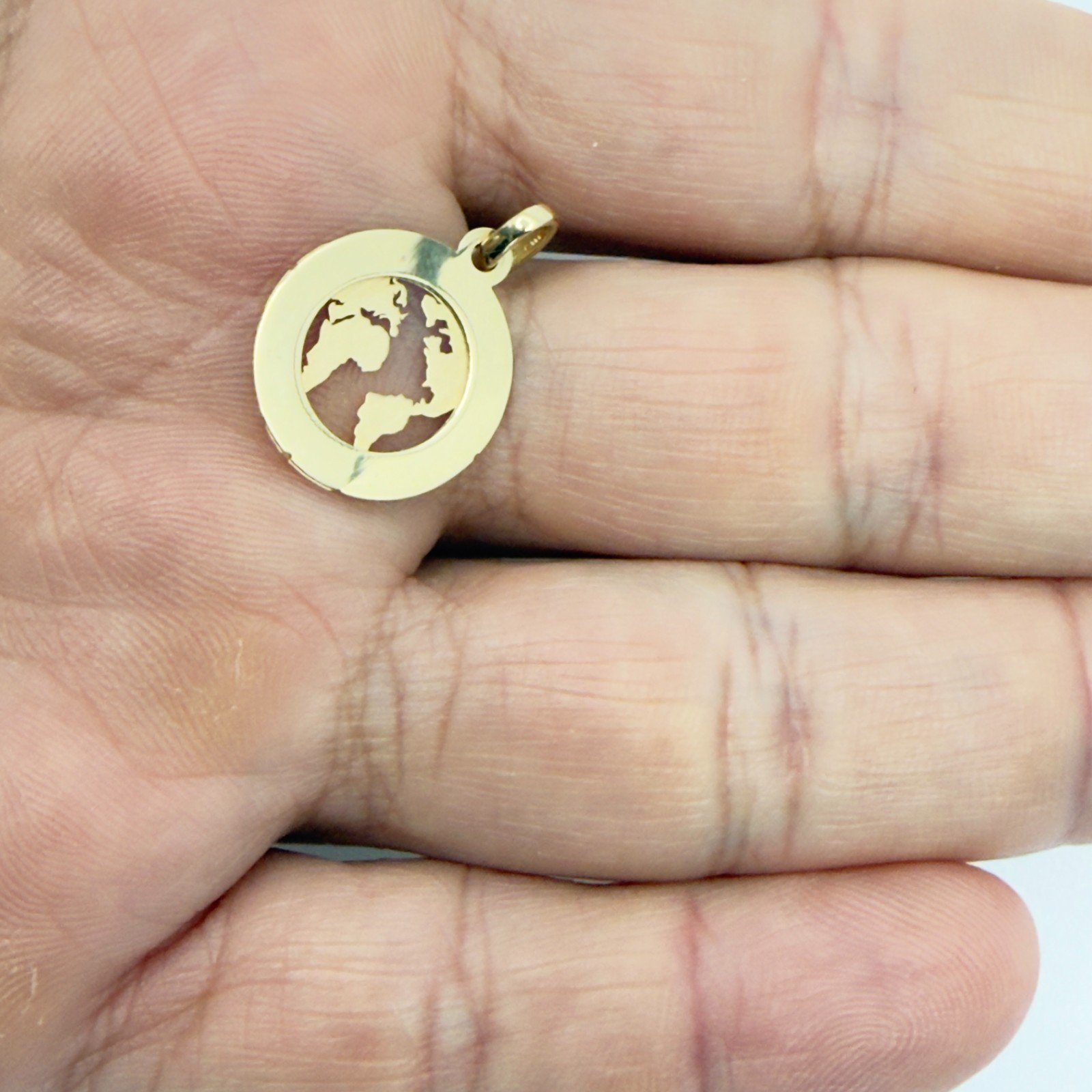 14K Solid Yellow Gold World Map Globe Compass Pendant Travel Charm Unisex