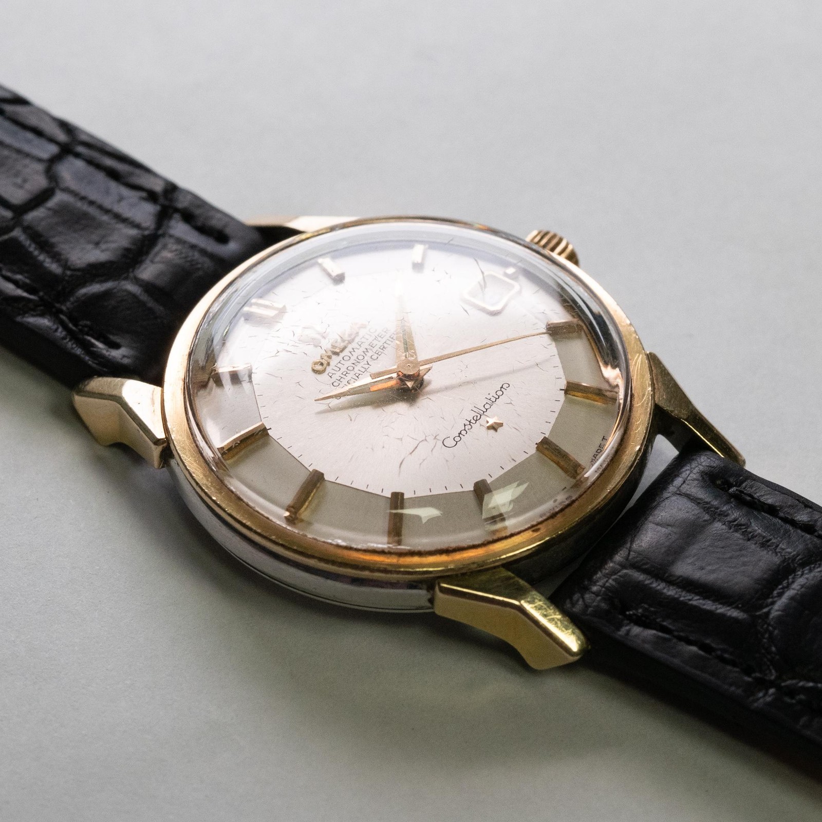 Omega Constellation SS 168.005 Custom Band Cracked Crystal