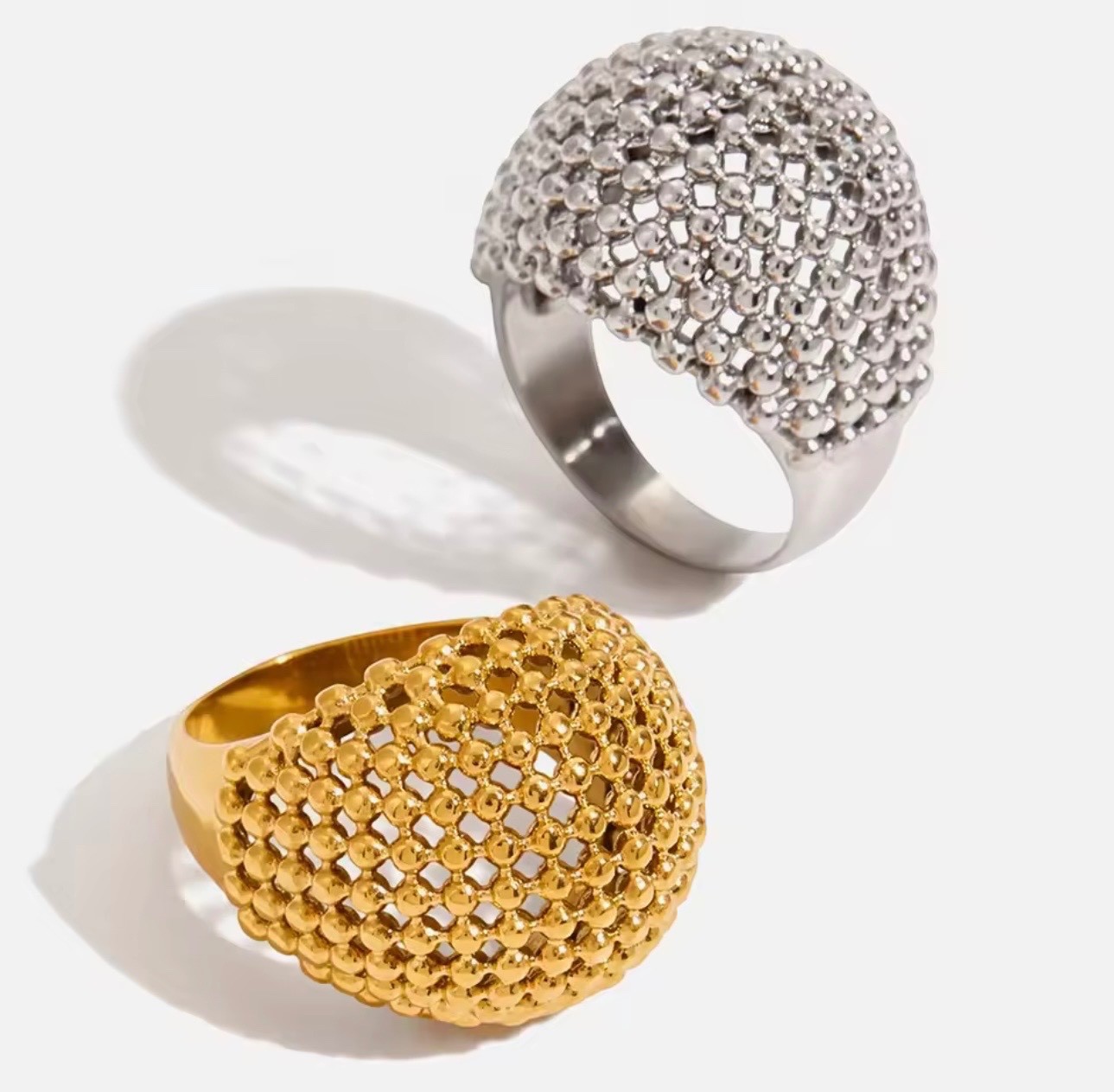 ZARD Mesh Dome Ring in 18K Gold Plate