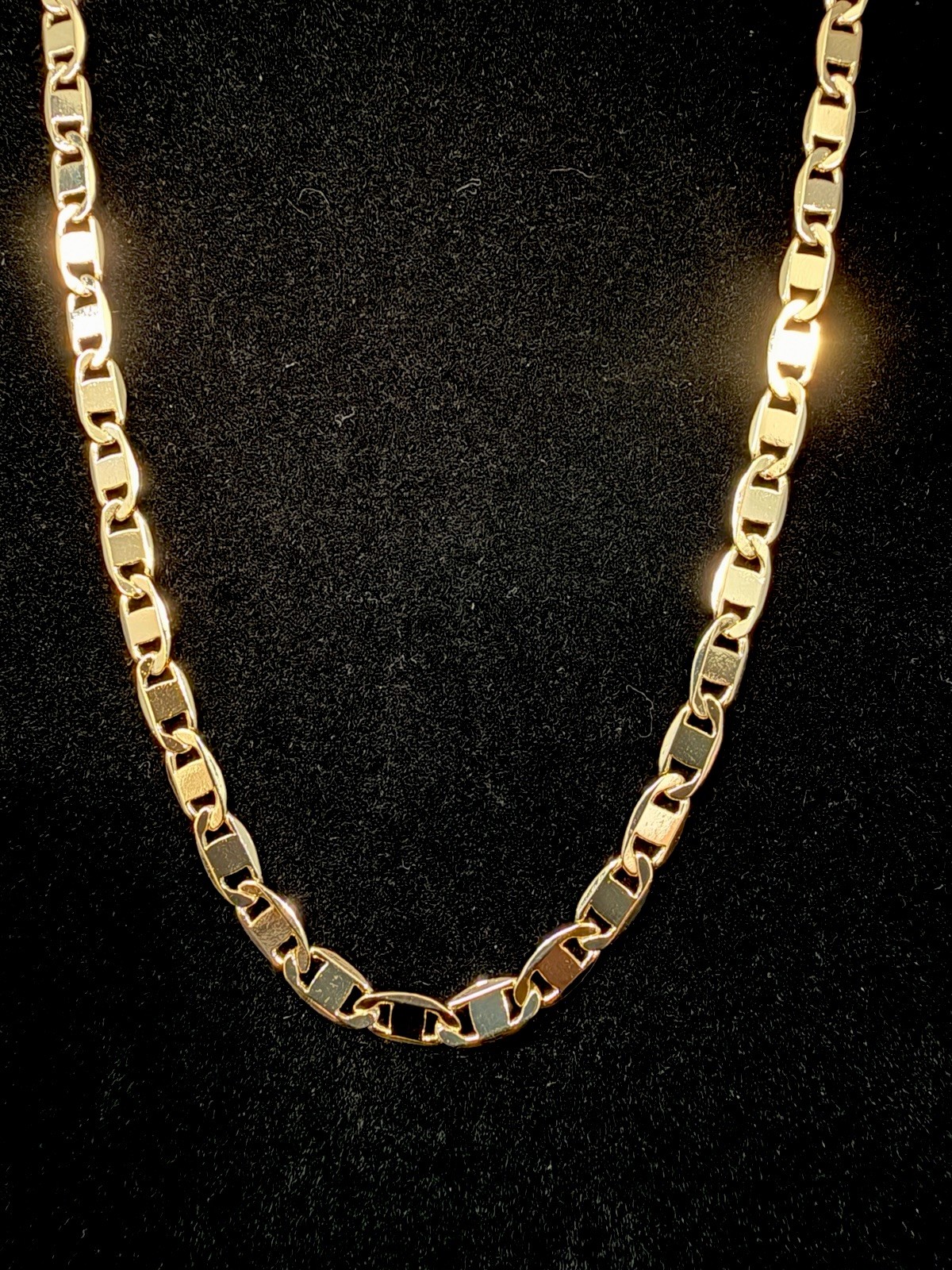 20in 4.8MM Mariner necklace w/gold finish. Perfect for everyday wear! BRAND NEW