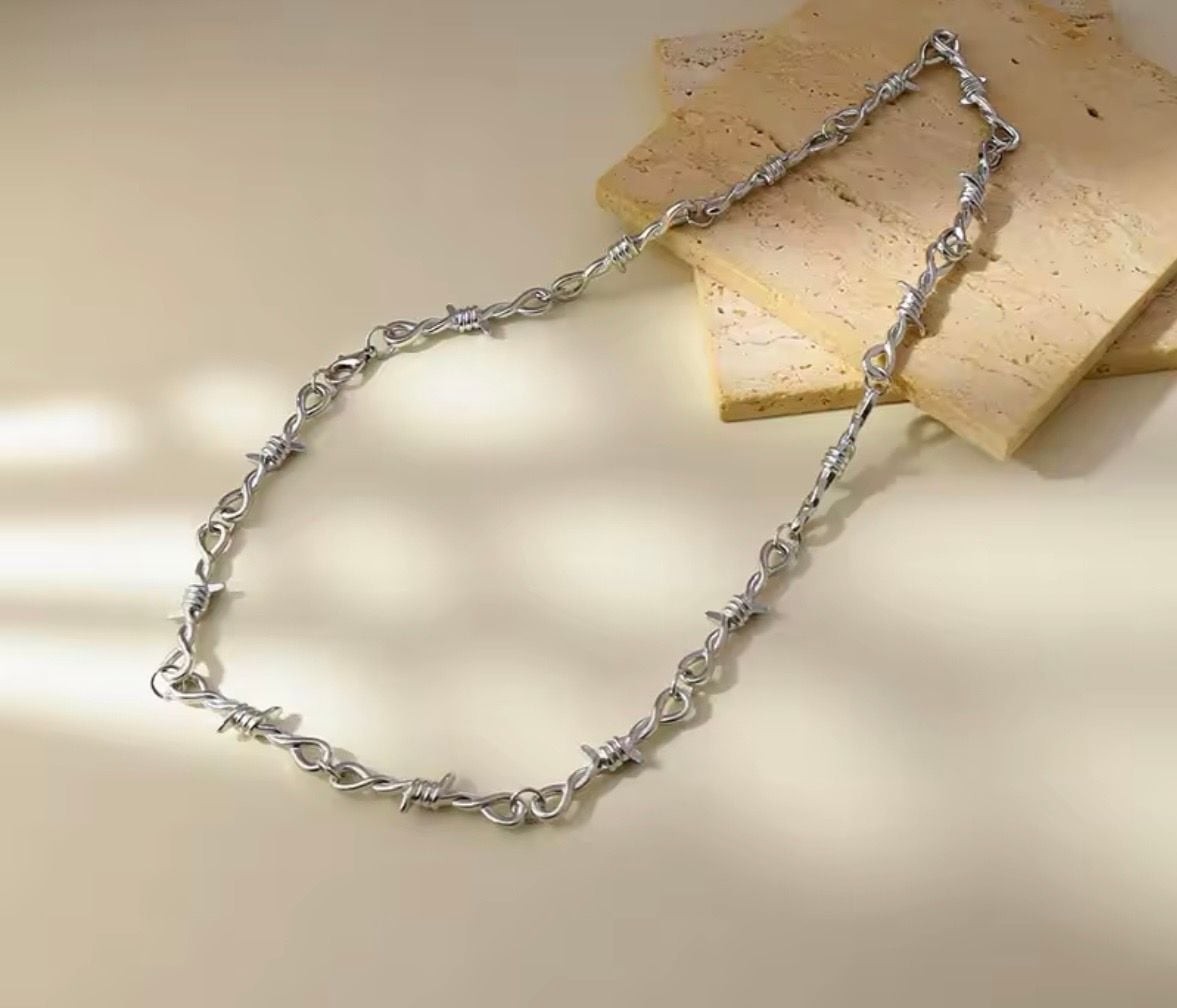 Unisex Punk Gothic Barbed Wire Thorn Chain Necklace
