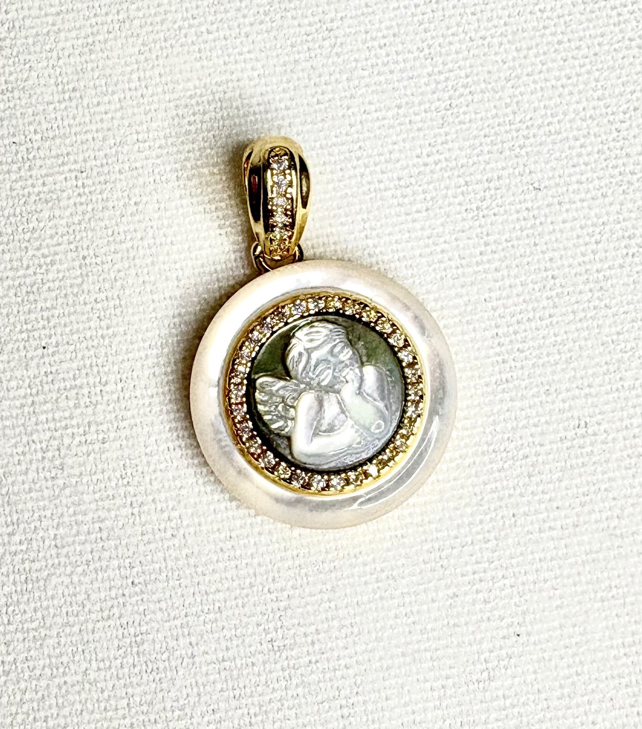 Angel Cameo Mother-of-Pearl Cubic Zirconia Gold Plated Pendant Pink Or Gray