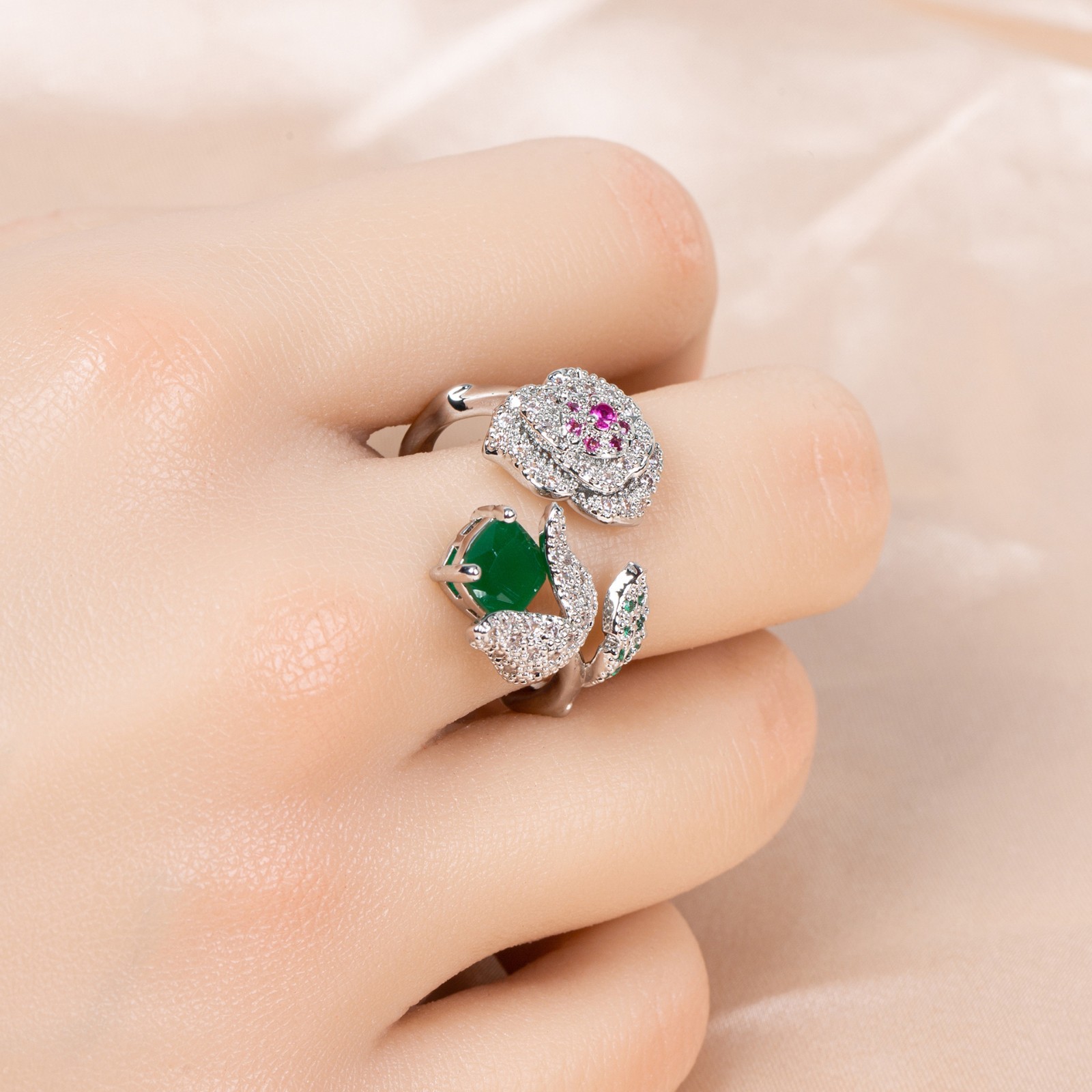 925 Silver Plated Women’s Elegant Adjustable 3D Rose Ring Inlaid Zircon Ring