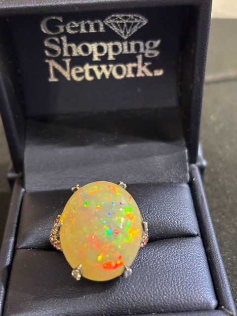 16.30 Ct Opal-.040 ctw Pink white Toumaline Diamond 14K gold ring