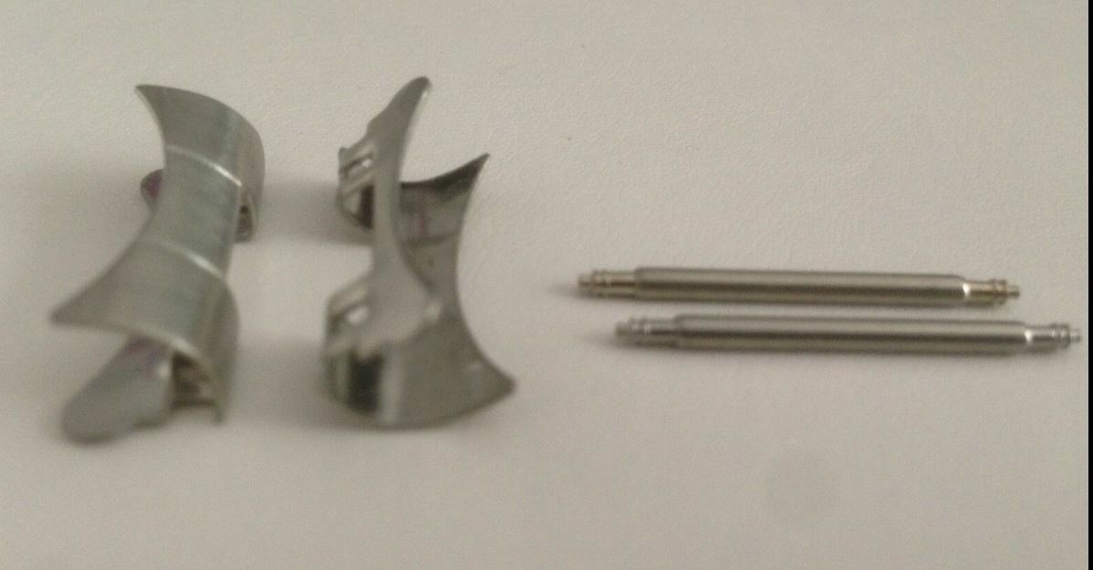 2 x 17mm hollow generic curved end links, 7mm center fits most watch + SpringBar
