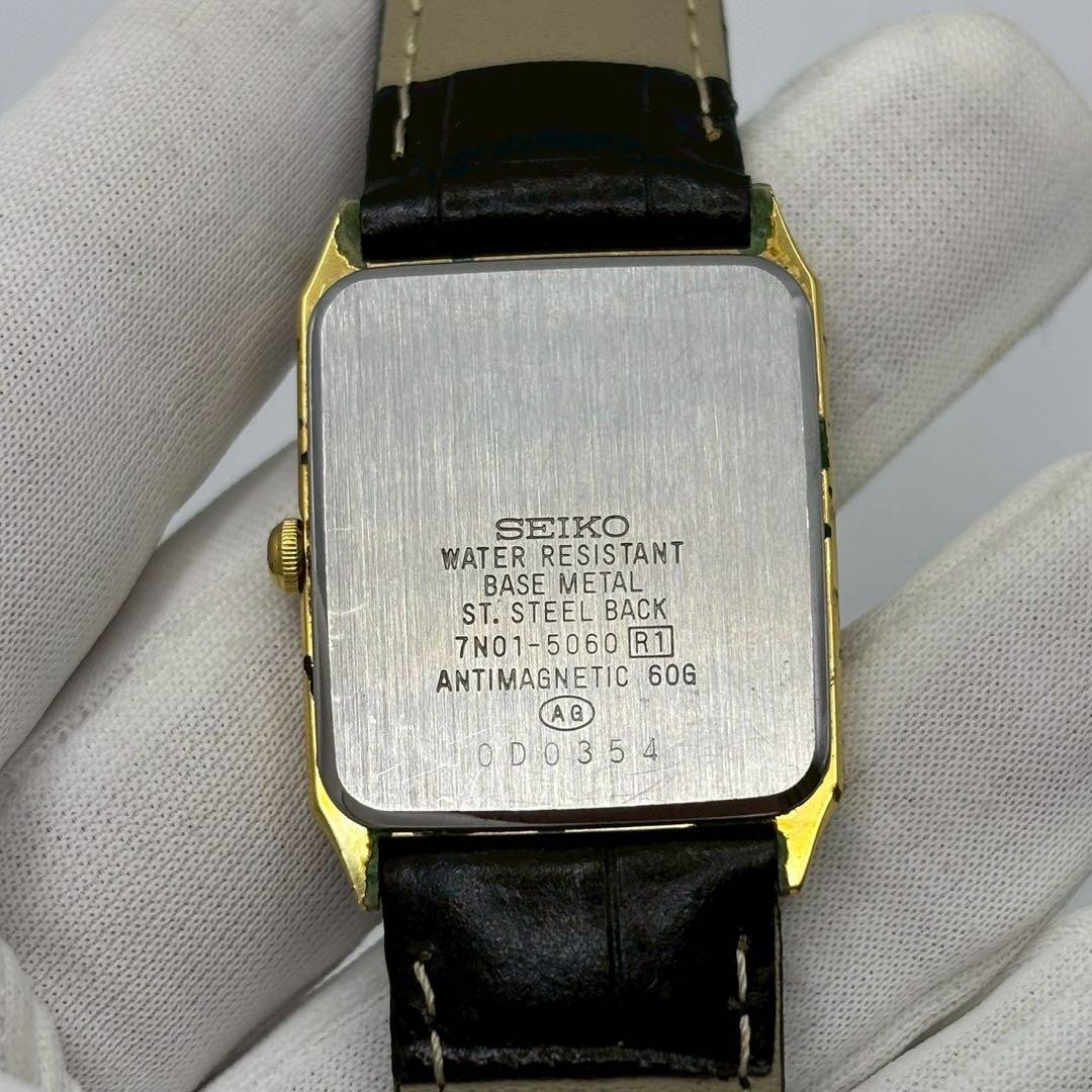 Seiko Vintage Square Men’s Quartz Watch Black Japan New Battery 075904