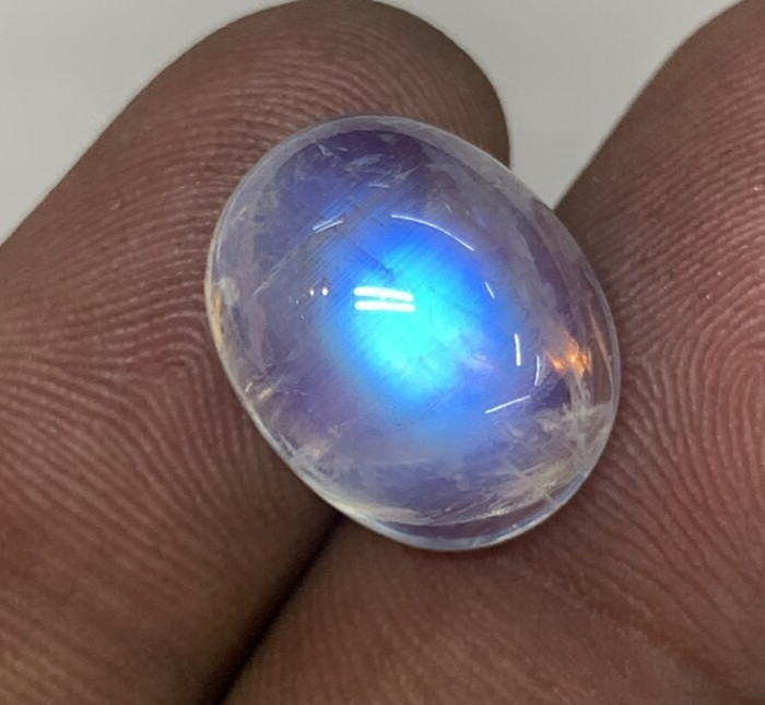 AAAAAAAA Quality Rainbow Moonstone Blue Fire Oval Shape Cabochon 12X15 MM