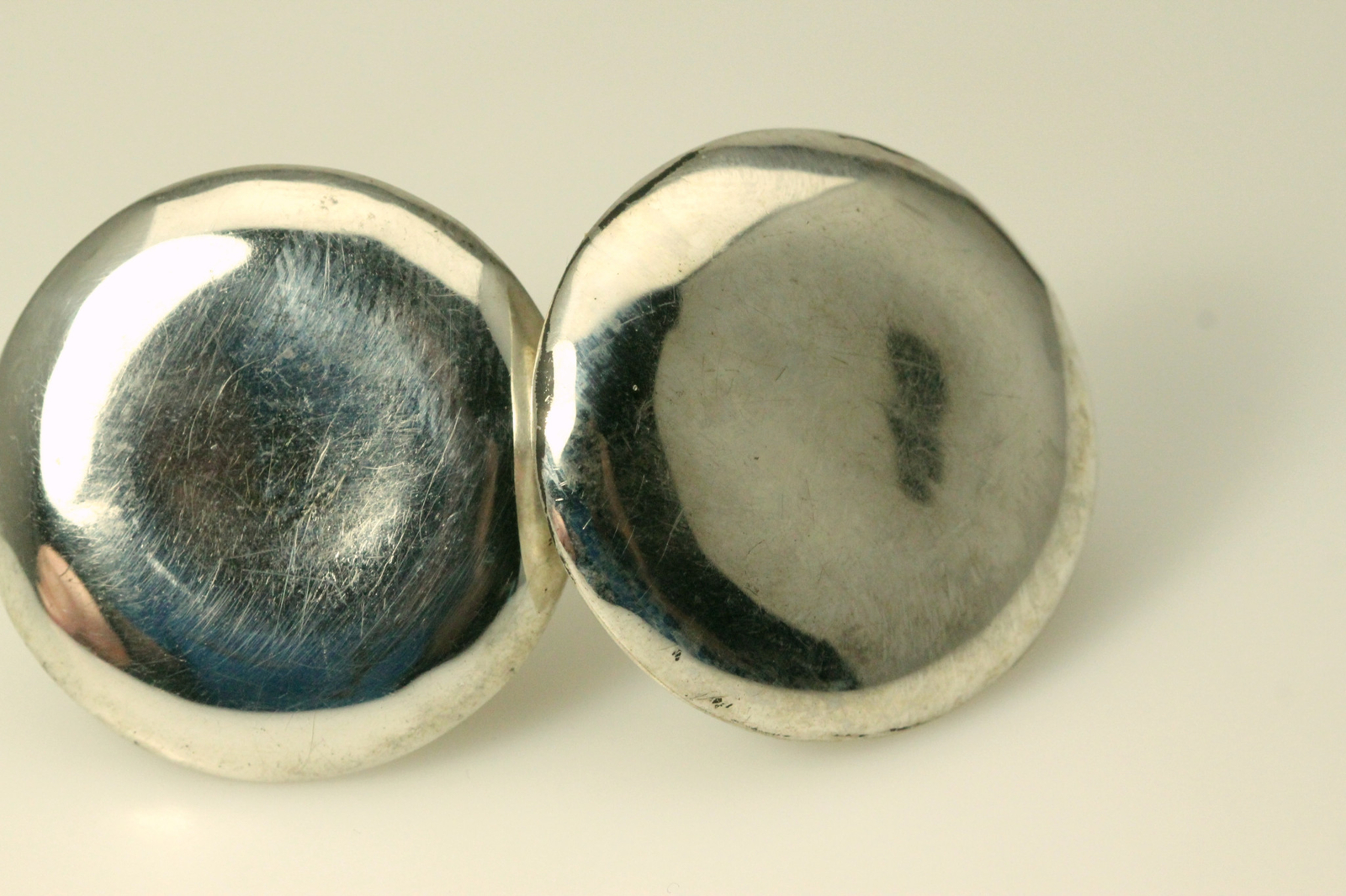 925 Sterling Silver Puffy Round Non Pierced Screw Back Earrings 14.2g (EAR1600)