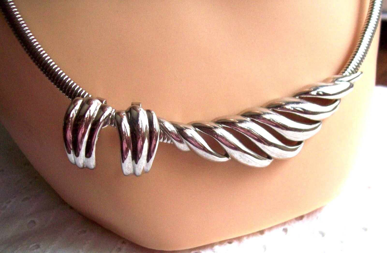 CROWN TRIFARI NECKLACE CLIP EARRING Omega Chain Industrial Modern Rare 1970’s