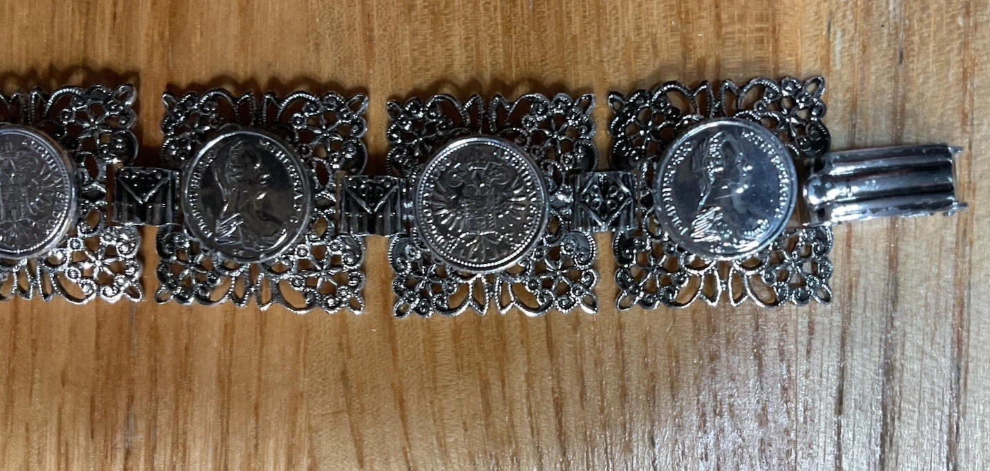 Vintage Coin Link Bracelet very light weight