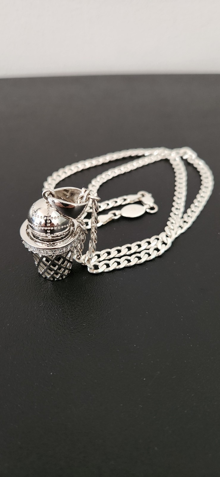 26″ Italy 925 Silver Curb Chain Necklace & Spinning Faux Basketball Hoop Pendant