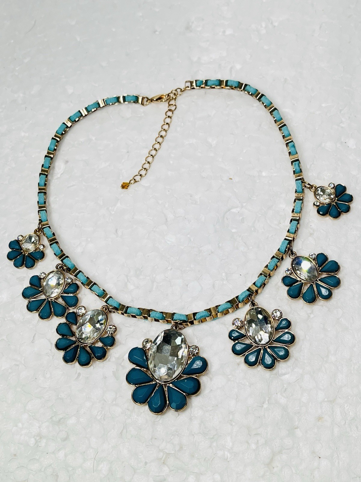 Unique Blue Green Gold Toned Floral Statement Bib Necklace Boho-Chic Vintage Ins