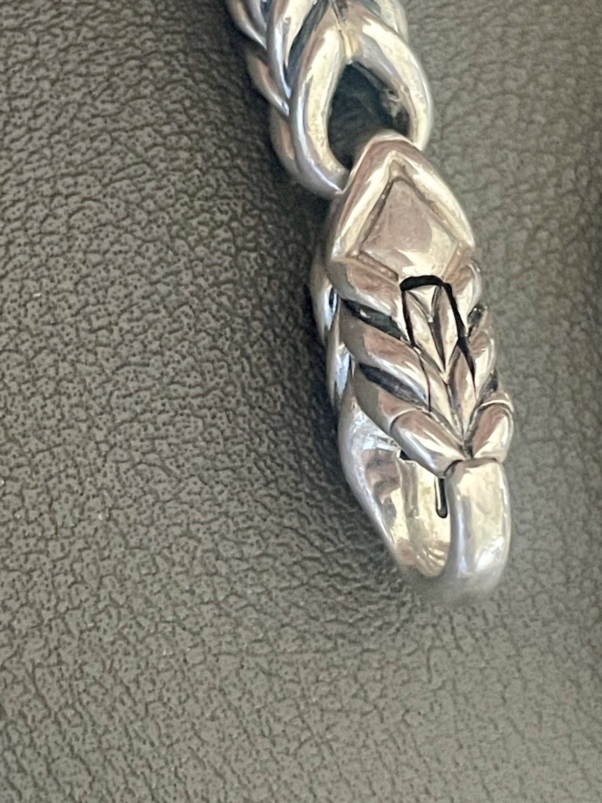 David Yurman Chevron Link Necklace. 22 Inches, 6.5mm (S417)