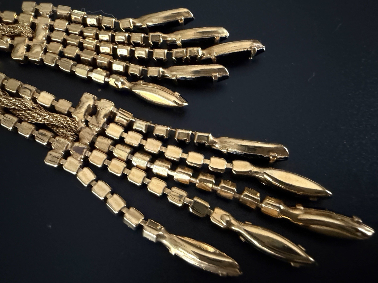 Vtg 50’s 60’s Fixed Lariat Waterfall Necklace Gold Mesh Black Rhinestone Tassel!