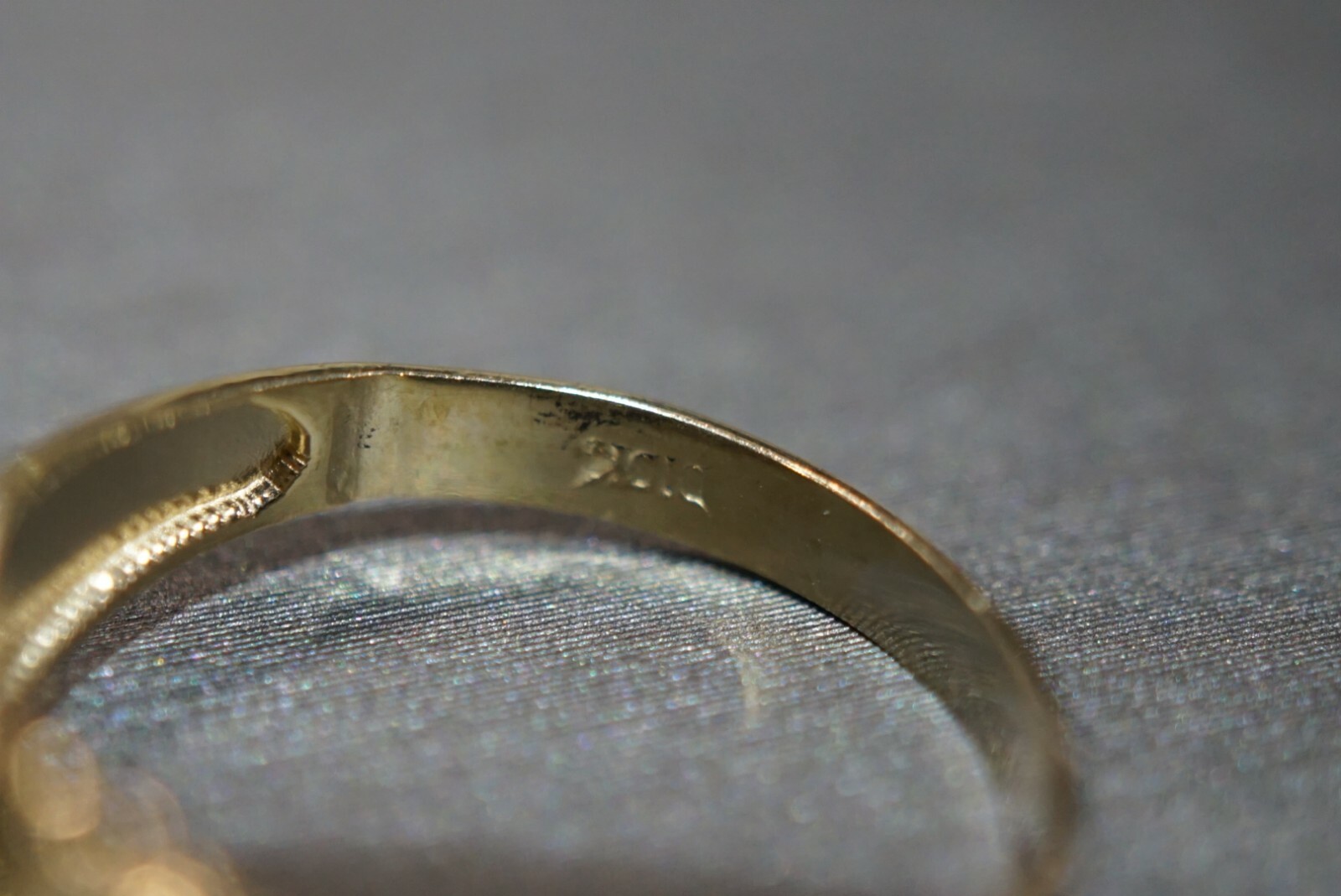 10K Solid Yellow Gold 6.8MM Diamond Cut Men Women Children Nugget Ring. Size 6