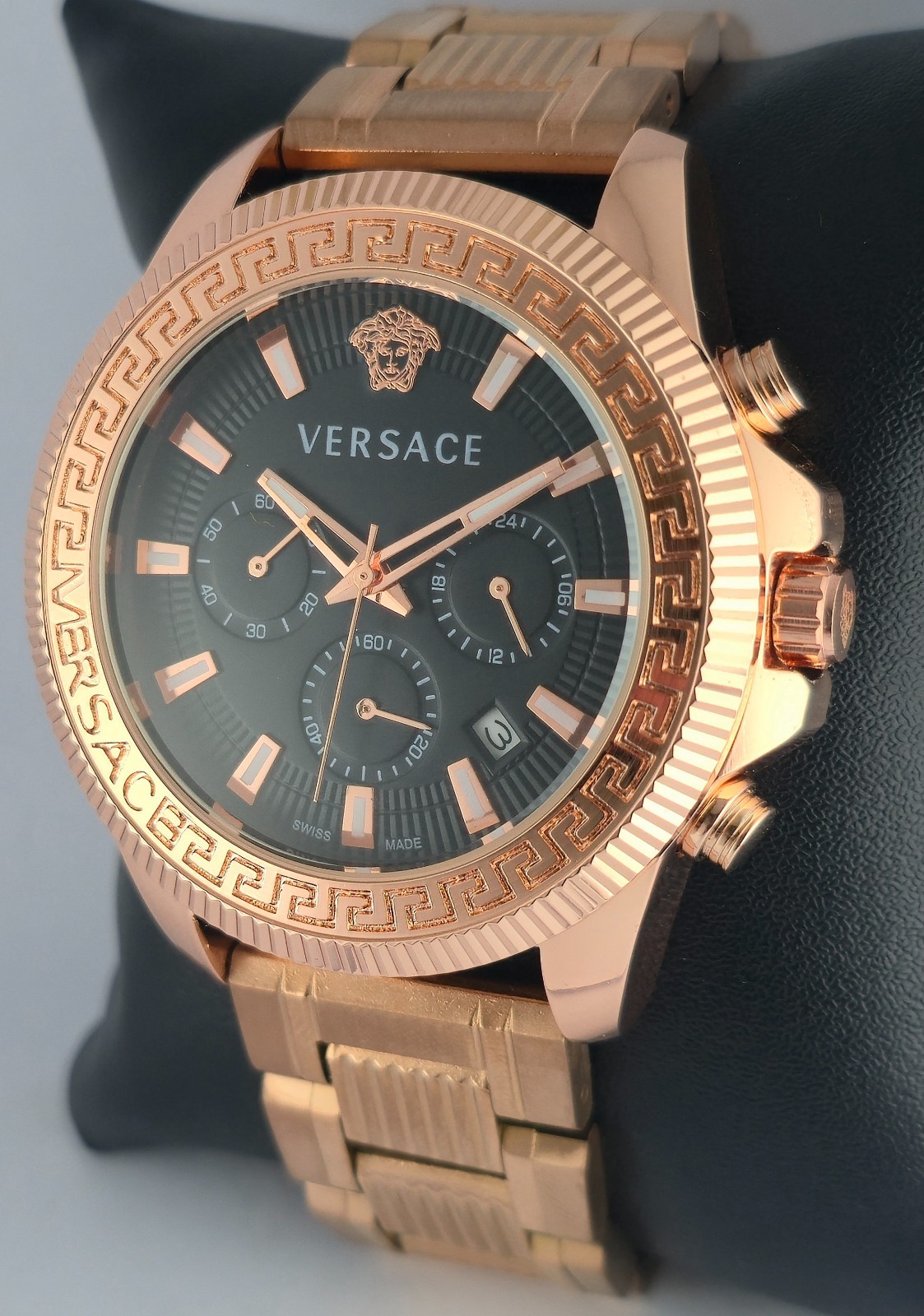 Working Versace Chronograph Black Dial with Date Men’s Wristwatch Steel Band