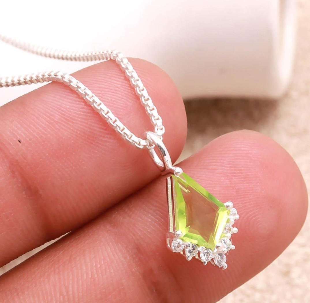 100% Natural Peridot Kite Chain Necklace 925 Sterling Silver Moissanite Jewelry5