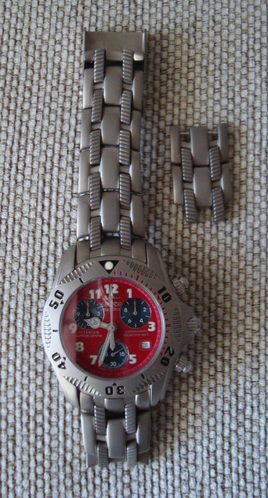 Sector 950 titanium Swiss chronograph, 261.262, rare red panda version, full set